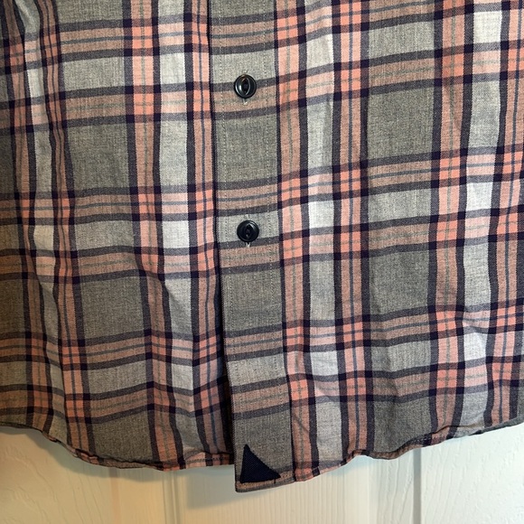 UNTUCKit men’s gray plaid long sleeve button down shirt size medium - Picture 4 of 9